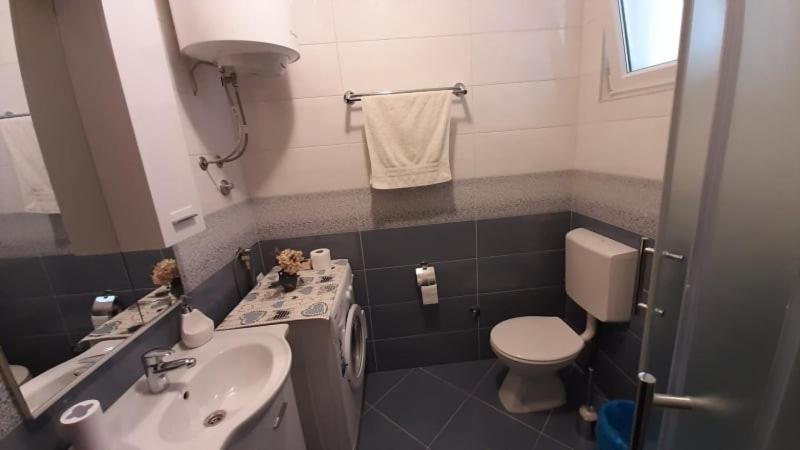 Apartments Kekica โนวาลยา ภายนอก รูปภาพ